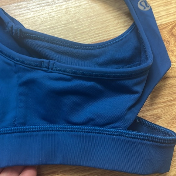 Lululemon Dark Royal Blue Bra size 8 - Picture 7 of 16